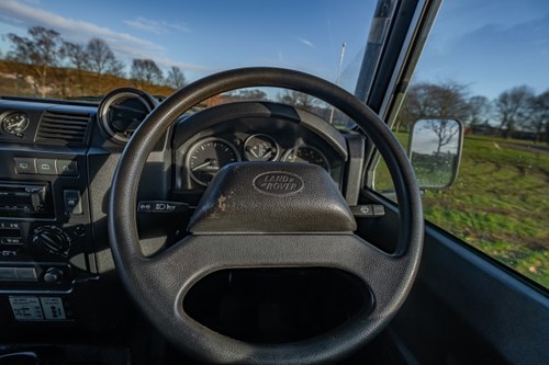 2016 Land Rover Defender 110 Station Wagon à venda (imagem 55 de 140)