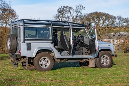 2016 Land Rover Defender 110 Station Wagon à venda (imagem 30 de 140)