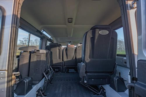 2016 Land Rover Defender 110 Station Wagon à venda (imagem 63 de 140)