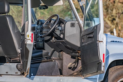 2016 Land Rover Defender 110 Station Wagon à venda (imagem 35 de 140)