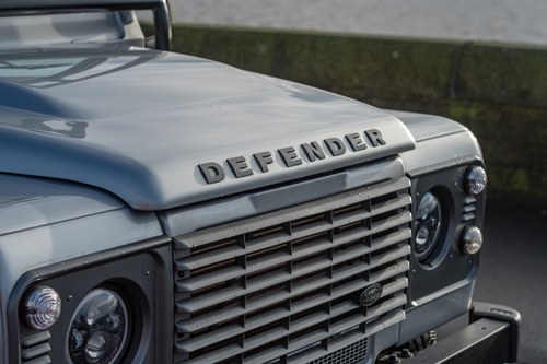 2016 Land Rover Defender 110 Station Wagon à venda (imagem 79 de 140)