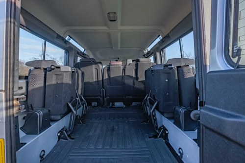 2016 Land Rover Defender 110 Station Wagon à venda (imagem 58 de 140)