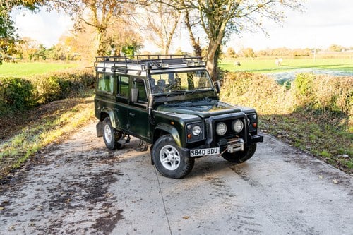 1998 Land Rover Defender 110 SW à vendre (picture 3 of 96)