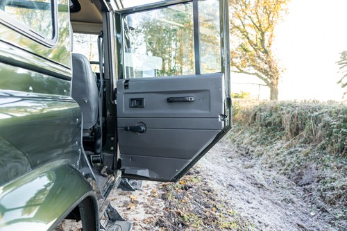 1998 Land Rover Defender 110 SW à vendre (picture 40 of 96)