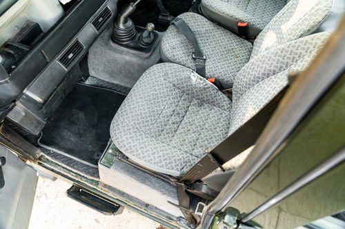 1998 Land Rover Defender 110 SW à vendre (picture 32 of 96)