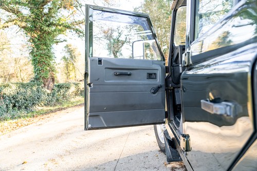 1998 Land Rover Defender 110 SW à vendre (picture 33 of 96)