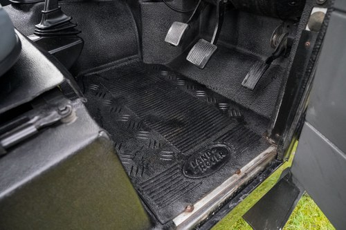 2003 Land Rover Defender 110 D5 For Sale (picture 68 of 237)