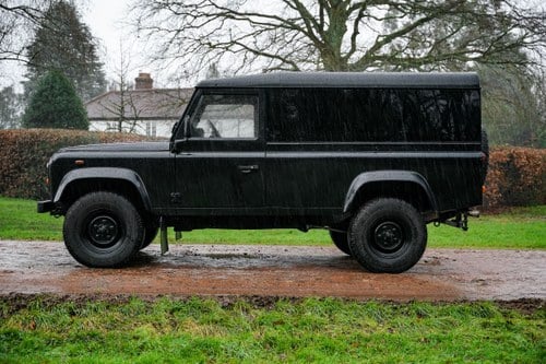 2003 Land Rover Defender 110 D5 For Sale (picture 2 of 237)