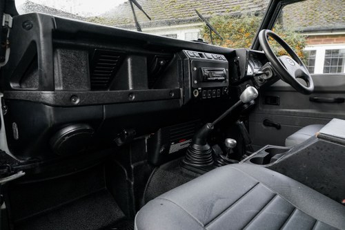 2003 Land Rover Defender 110 D5 For Sale (picture 27 of 237)