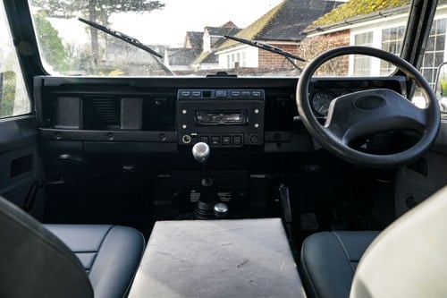 2003 Land Rover Defender 110 D5 For Sale (picture 25 of 237)