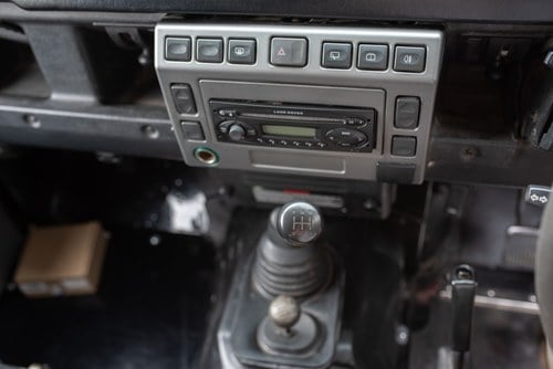 2003 Land Rover Defender 110 TD5 For Sale (picture 44 of 173)