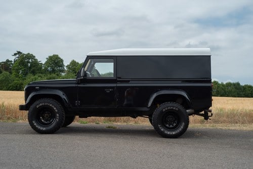 2003 Land Rover Defender 110 TD5 For Sale (picture 19 of 173)