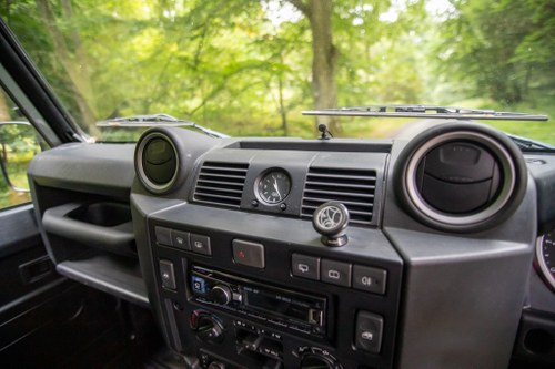 2010 Land Rover Defender 110 XS In vendita (immagine 31 di 133)