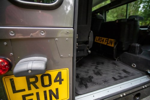 2010 Land Rover Defender 110 XS In vendita (immagine 50 di 133)