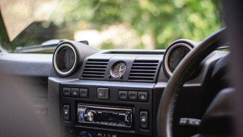 2014 Land Rover Defender 110 XS In vendita (immagine 24 di 233)