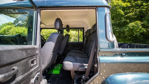 2014 Land Rover Defender 110 XS In vendita (immagine 46 di 233)