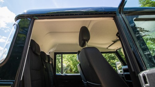 2014 Land Rover Defender 110 XS In vendita (immagine 53 di 233)