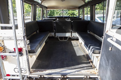 1970 Land Rover Series IIA 109” 12-seater Safari Station Wagon à vendre (picture 64 of 179)