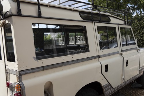 1970 Land Rover Series IIA 109” 12-seater Safari Station Wagon à vendre (picture 90 of 179)