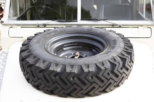 1970 Land Rover Series IIA 109” 12-seater Safari Station Wagon à vendre (picture 77 of 179)