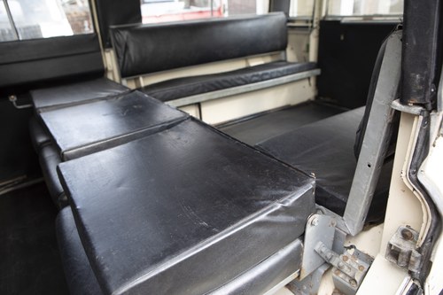 1970 Land Rover Series IIA 109” 12-seater Safari Station Wagon à vendre (picture 61 of 179)