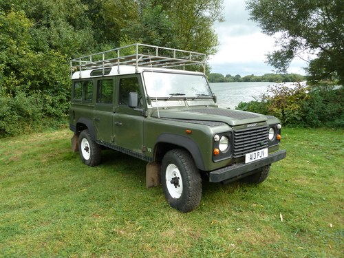 1991 Land Rover Defender 110 V8 For Sale (picture 5 of 60)