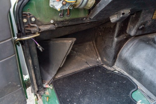 1994 Land Rover Defender 110 For Sale (picture 50 of 138)