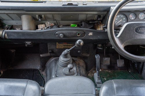1994 Land Rover Defender 110 For Sale (picture 33 of 138)