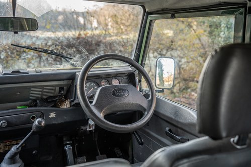 1994 Land Rover Defender 110 For Sale (picture 35 of 138)