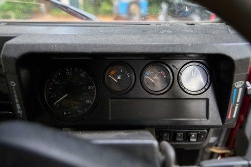 2001 Land Rover Defender 110 In vendita (immagine 17 di 141)