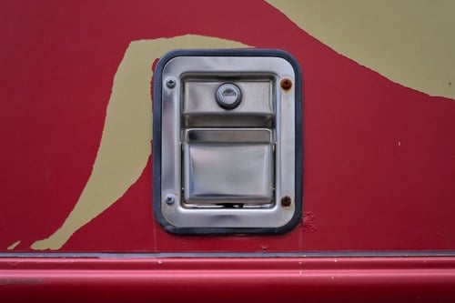 2001 Land Rover Defender 110 In vendita (immagine 96 di 141)