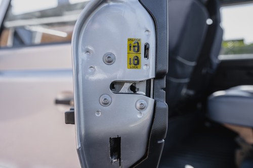 2010 Land Rover Defender 110 For Sale (picture 86 of 204)