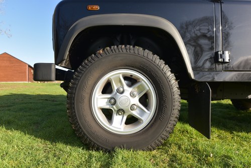 2014 Land Rover Defender 90 2.2 TDCi For Sale (picture 21 of 94)