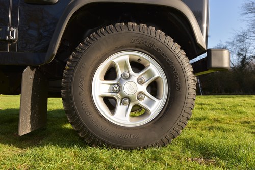 2014 Land Rover Defender 90 2.2 TDCi For Sale (picture 19 of 94)