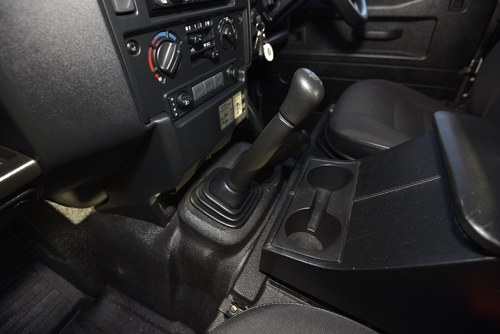 2014 Land Rover Defender 90 2.2 TDCi For Sale (picture 42 of 94)