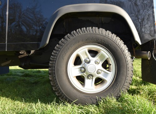 2014 Land Rover Defender 90 2.2 TDCi For Sale (picture 22 of 94)