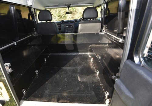 2014 Land Rover Defender 90 2.2 TDCi For Sale (picture 48 of 94)