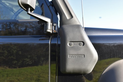 2014 Land Rover Defender 90 2.2 TDCi For Sale (picture 62 of 94)