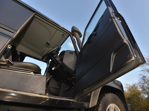 2014 Land Rover Defender 90 2.2 TDCi For Sale (picture 27 of 94)