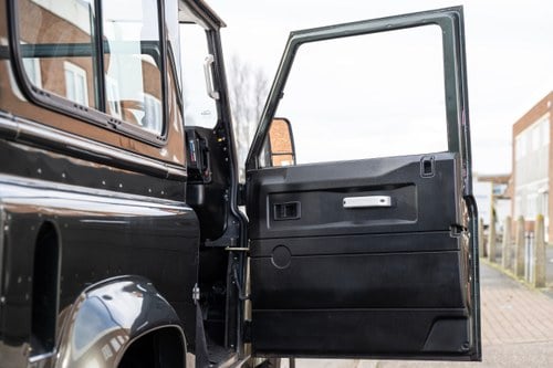 2005 Land Rover Defender 90 à vendre (picture 24 of 153)