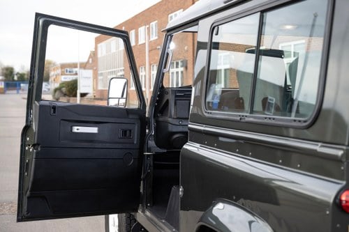 2005 Land Rover Defender 90 à vendre (picture 23 of 153)