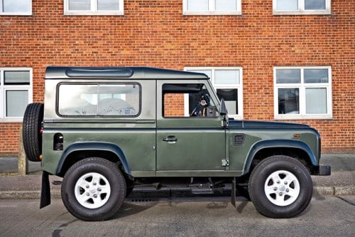 2005 Land Rover Defender 90 à vendre (picture 10 of 153)