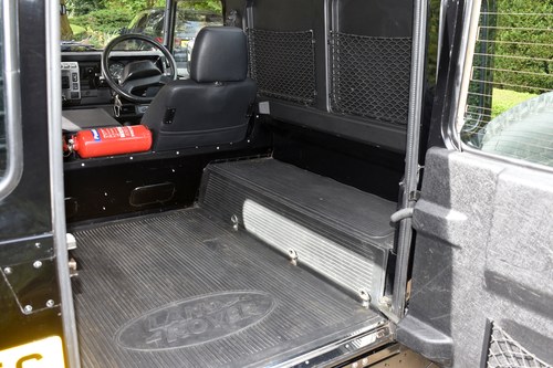 2006 Land Rover Defender 90 For Sale (picture 35 of 155)