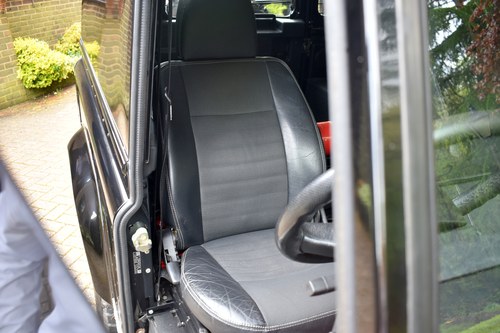 2006 Land Rover Defender 90 For Sale (picture 32 of 155)