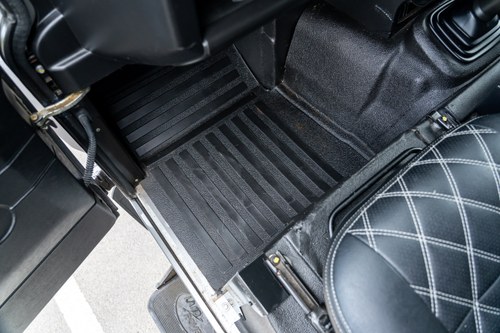 2011 Land Rover Defender 90 Hard Top In vendita (immagine 34 di 139)