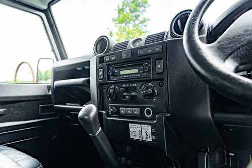 2011 Land Rover Defender 90 Hard Top In vendita (immagine 22 di 139)