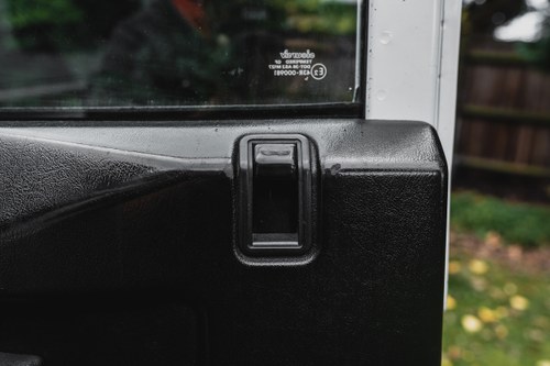 2012 Land Rover Defender 90 hardtop For Sale (picture 16 of 146)