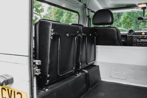 2012 Land Rover Defender 90 hardtop For Sale (picture 82 of 146)