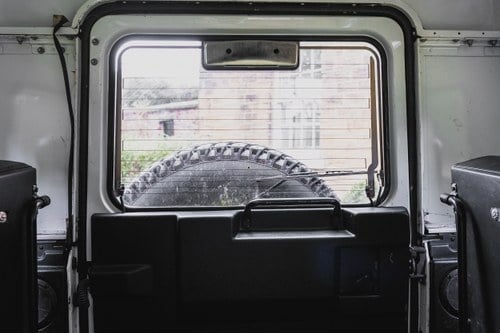 2012 Land Rover Defender 90 hardtop For Sale (picture 34 of 146)