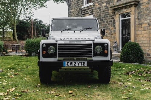 2012 Land Rover Defender 90 hardtop For Sale (picture 2 of 146)